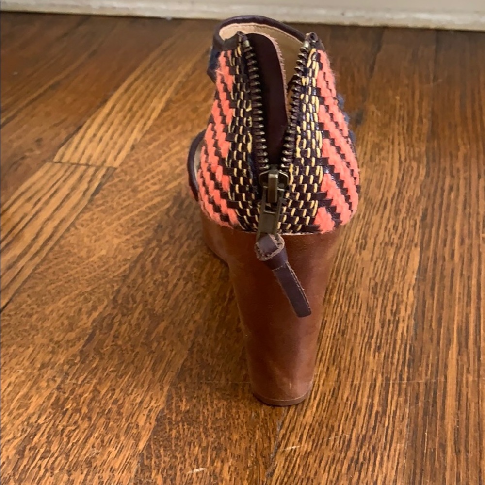 Heels - Picture 4 of 6